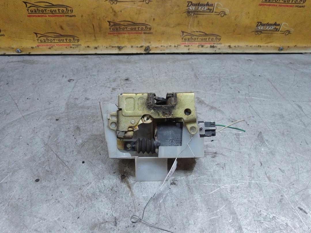 Замок двери передней правой DHQQBT Renault Scenic купить в магазине запчастей бу