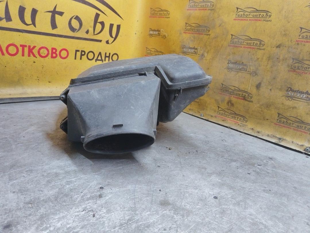 Корпус воздушного фильтра WVR4T7 Renault Megane undefined