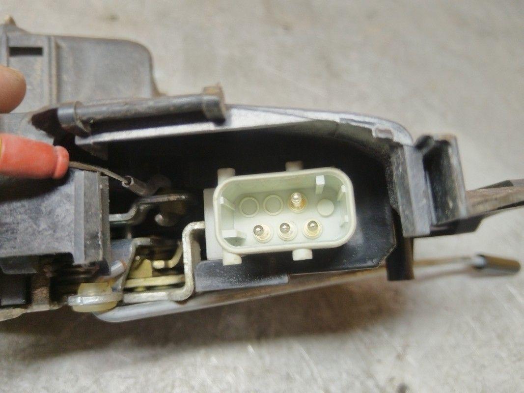 Замок двери передней правой UF7283 BMW 5 E39 - Фото 2