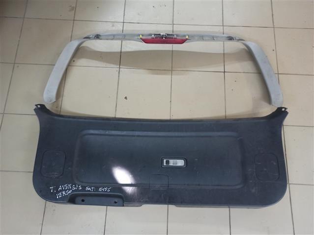 Обшивка крышки багажника C92409 Toyota Avensis Verso купить