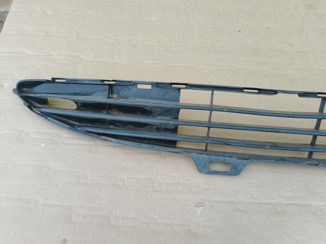 Заглушка (решетка) в бампер передний 0D3AF4 Peugeot 206 - Фото 2