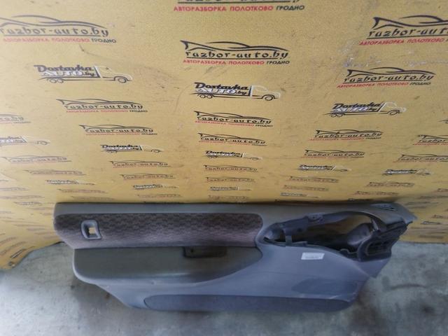 Обшивка двери передней левой (дверная карта) QYV73Y Chrysler Voyager купить с доставкой