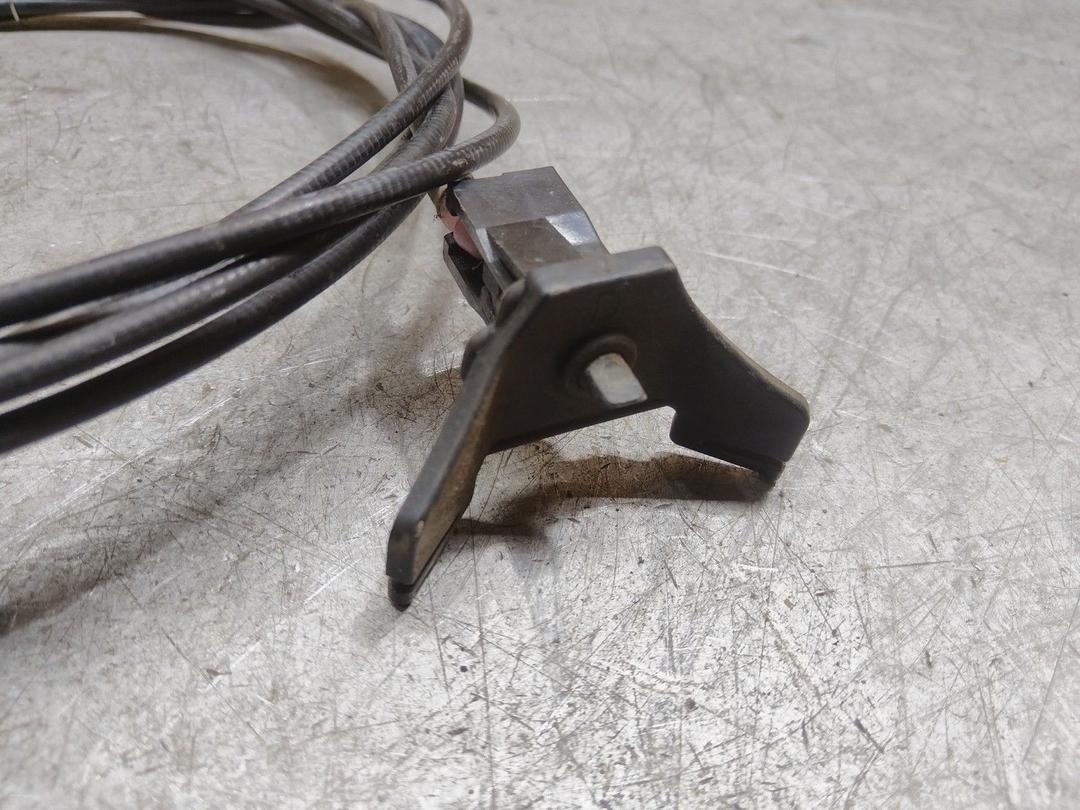 Трос открывания лючка топливного бака IH8H2N Mitsubishi Grandis купить