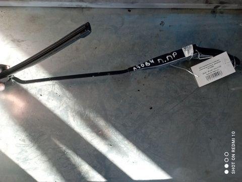 Щеткодержатель (поводок стеклоочистителя, дворник) D7UORV Audi 80 купить