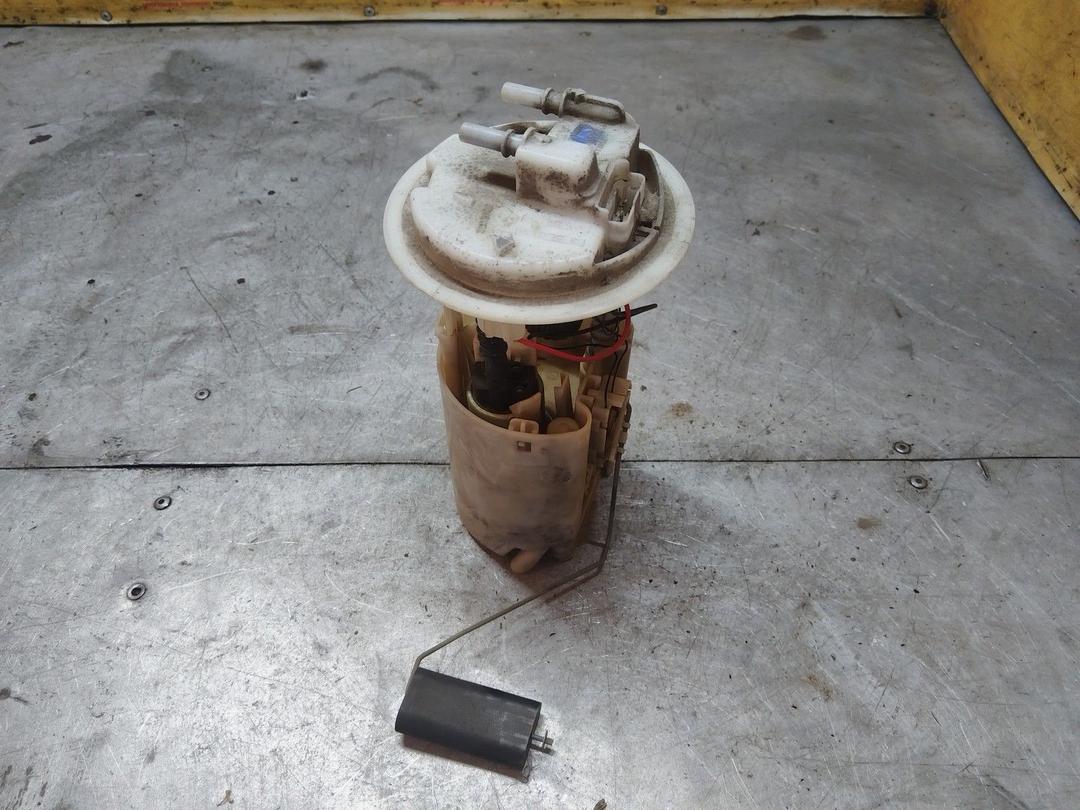 Колба в бак QGV5A4 Citroen Xsara Picasso - Фото 1