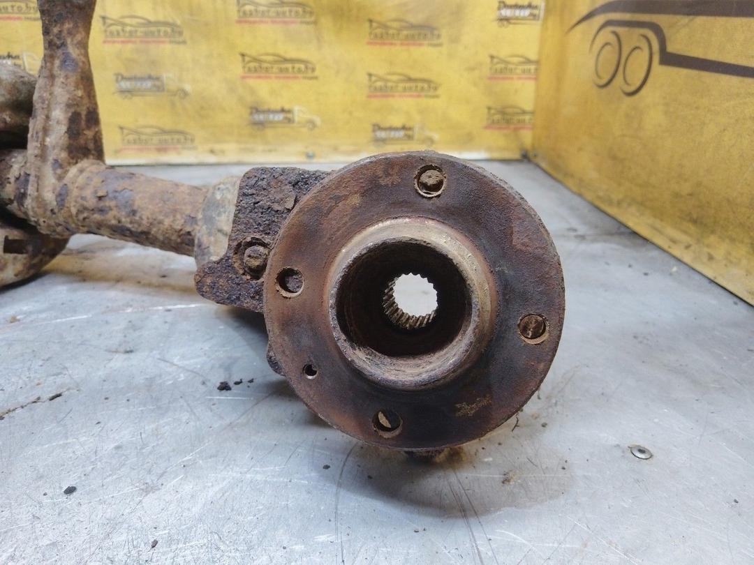 Кулак поворотный правый K7V86D Audi 80 купить