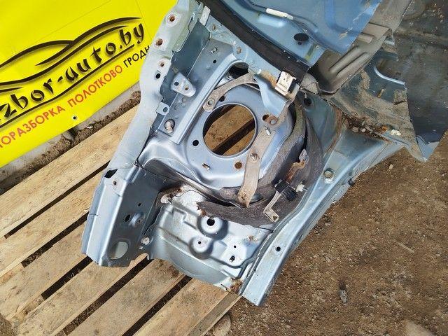 Стойка кузовная передняя правая UMGONL Mazda MPV undefined