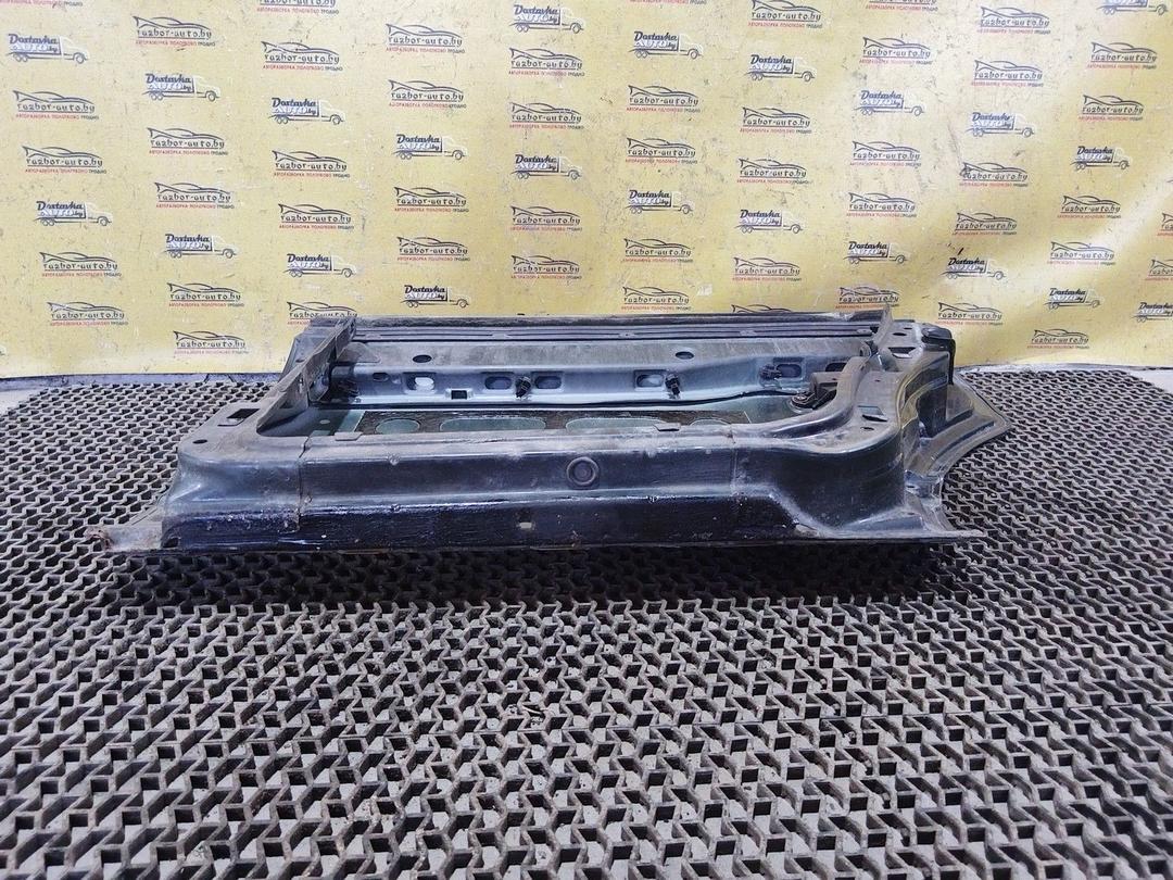 Дверь задняя правая J3UGQ6 Audi 100 undefined