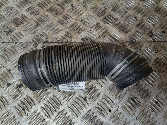 Патрубок воздушного фильтра APZN0K Volkswagen Passat - Фото 2