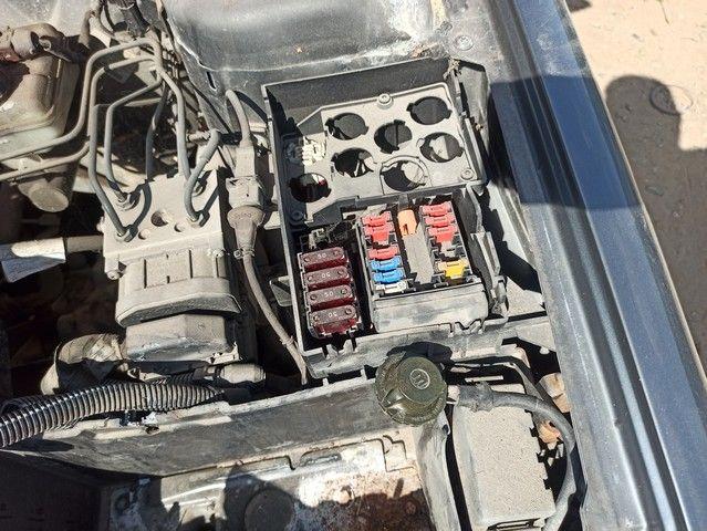 Блок предохранителей 22G9ZV Peugeot 406 - Фото 1