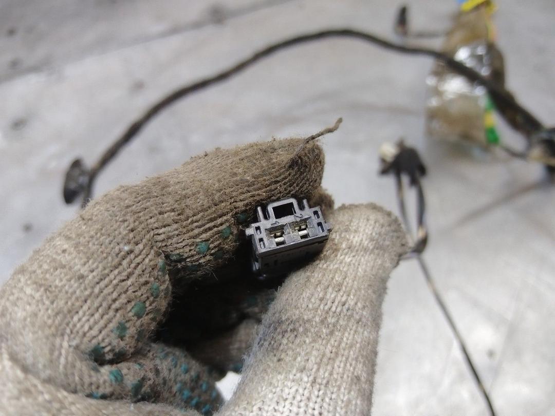 Проводка двери передней левой RK37HW Citroen C4 купить в магазине запчастей бу