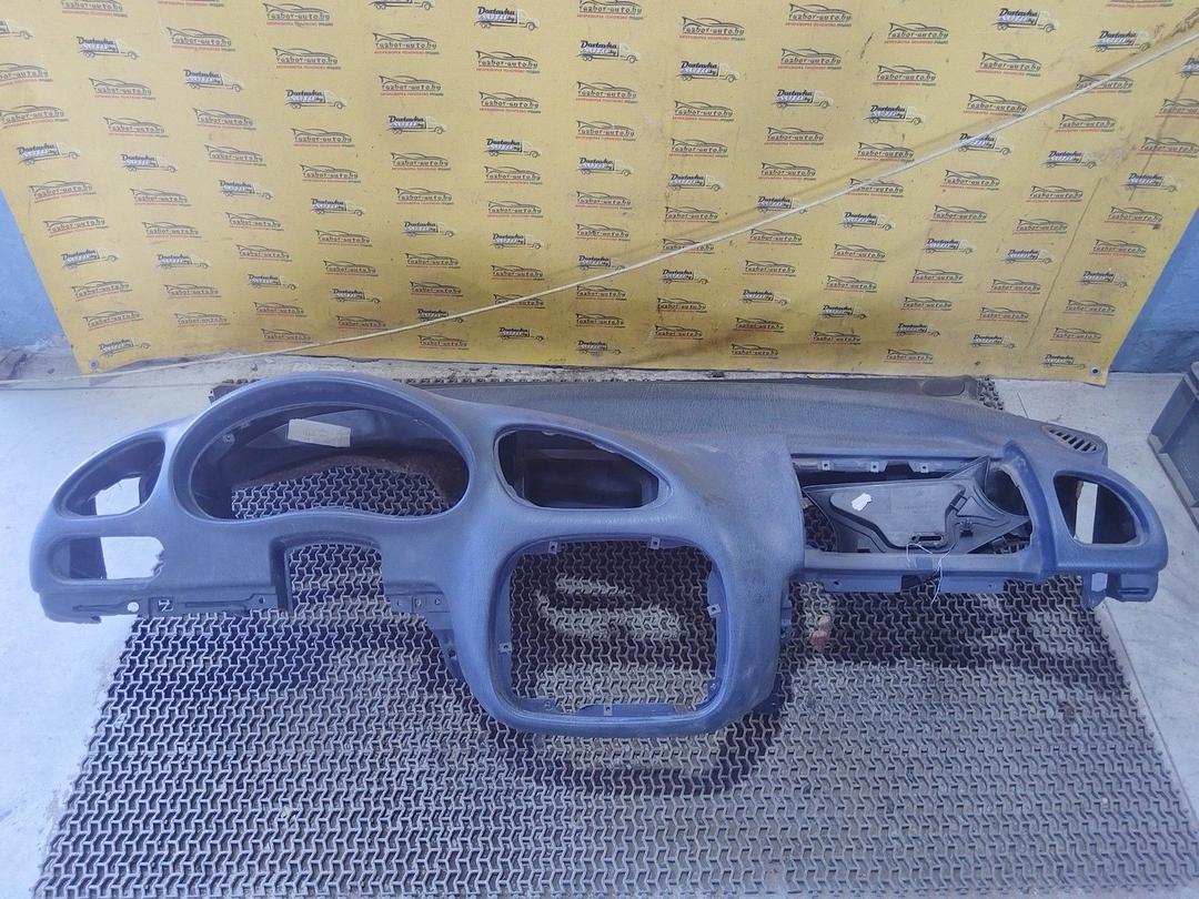 Панель передняя салона (торпедо) U83COT Volkswagen Sharan