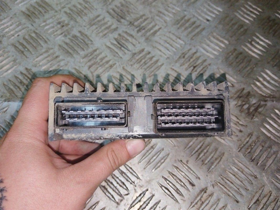 Блок управления ABS O60T70 Citroen Evasion купить с доставкой