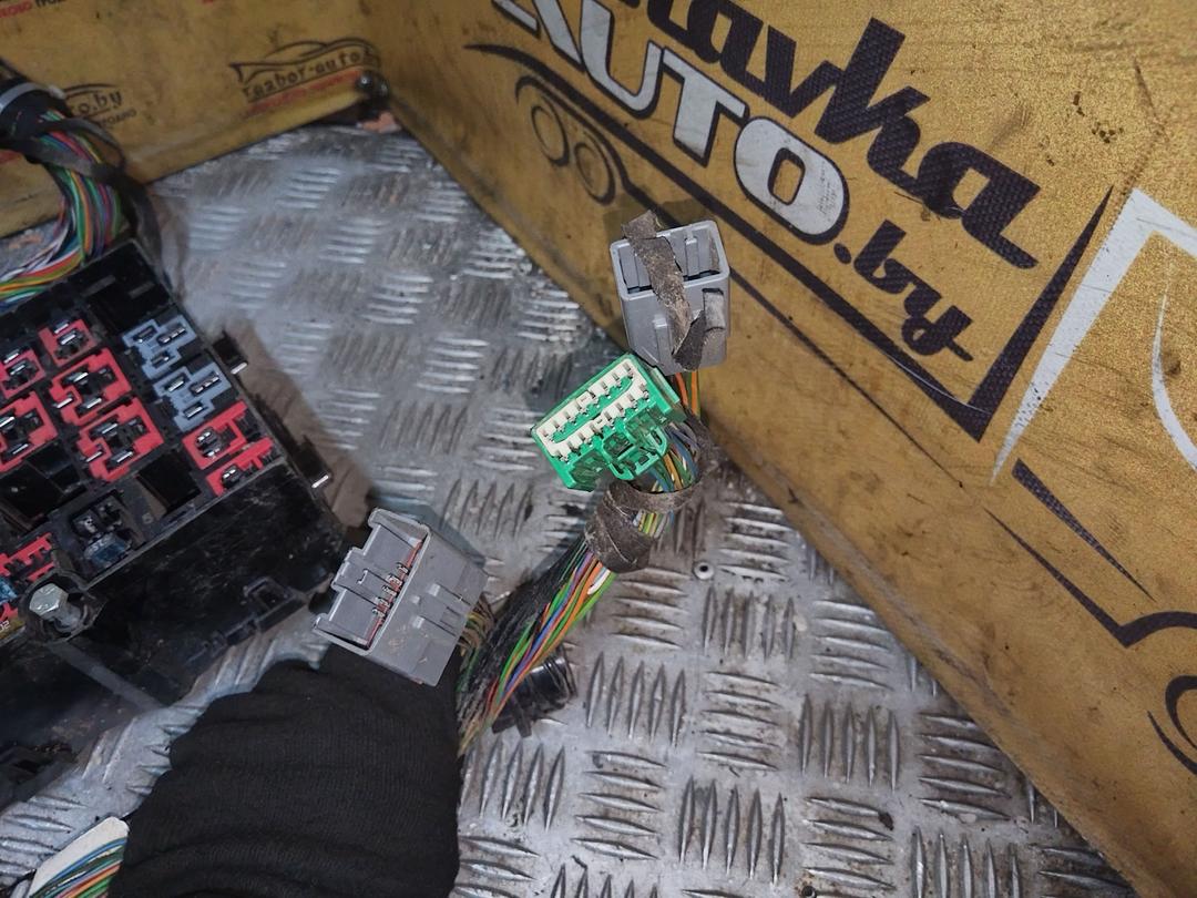 Проводка салона XFDWQ8 Ford Fusion - Фото 3