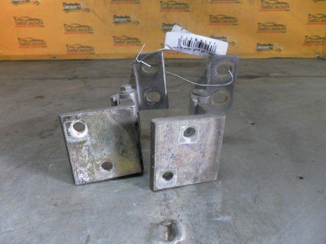 Петля двери передней правой 6GHKNR Peugeot 406 - Фото 2