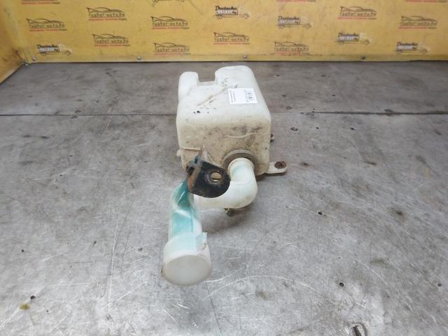 Бачок омывателя L3HICF Kia Carnival купить