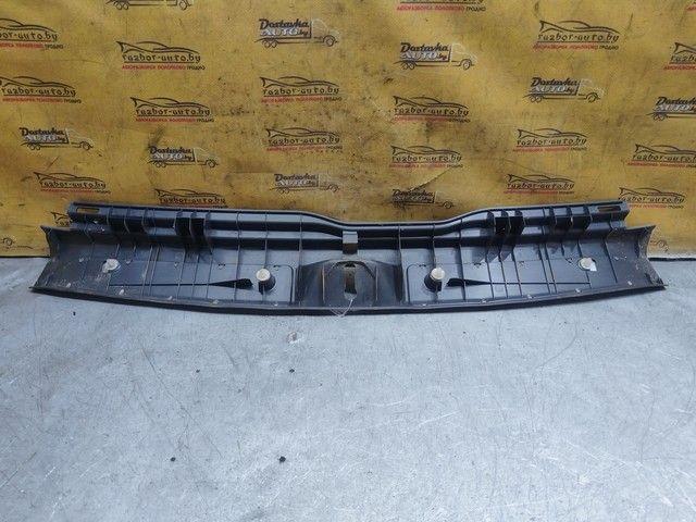 Накладка замка багажника I3HI6U Toyota Avensis купить в магазине запчастей бу