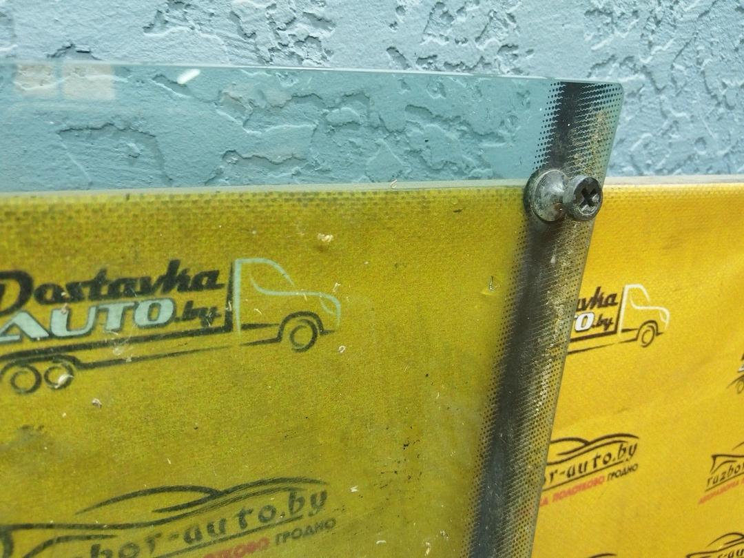 Стекло двери передней правой B8XG60 Audi 80 - Фото 5