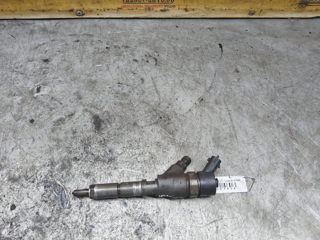 Форсунка AWD9YC Peugeot 406