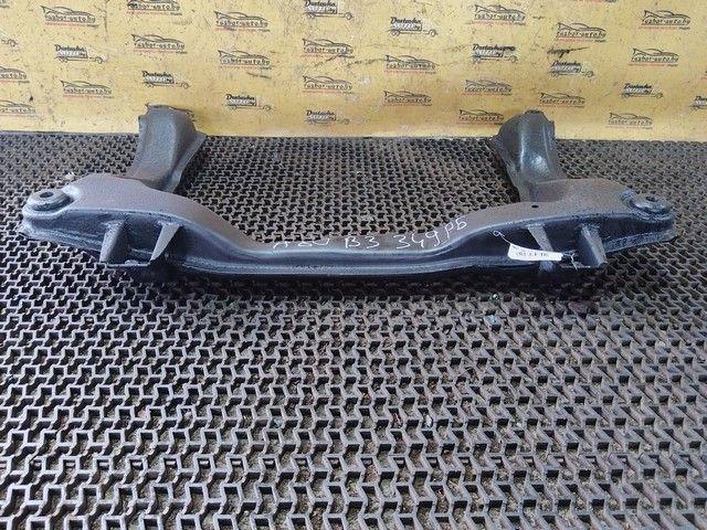 Балка подвески передняя (подрамник) 7I2I7L Audi 80 купить