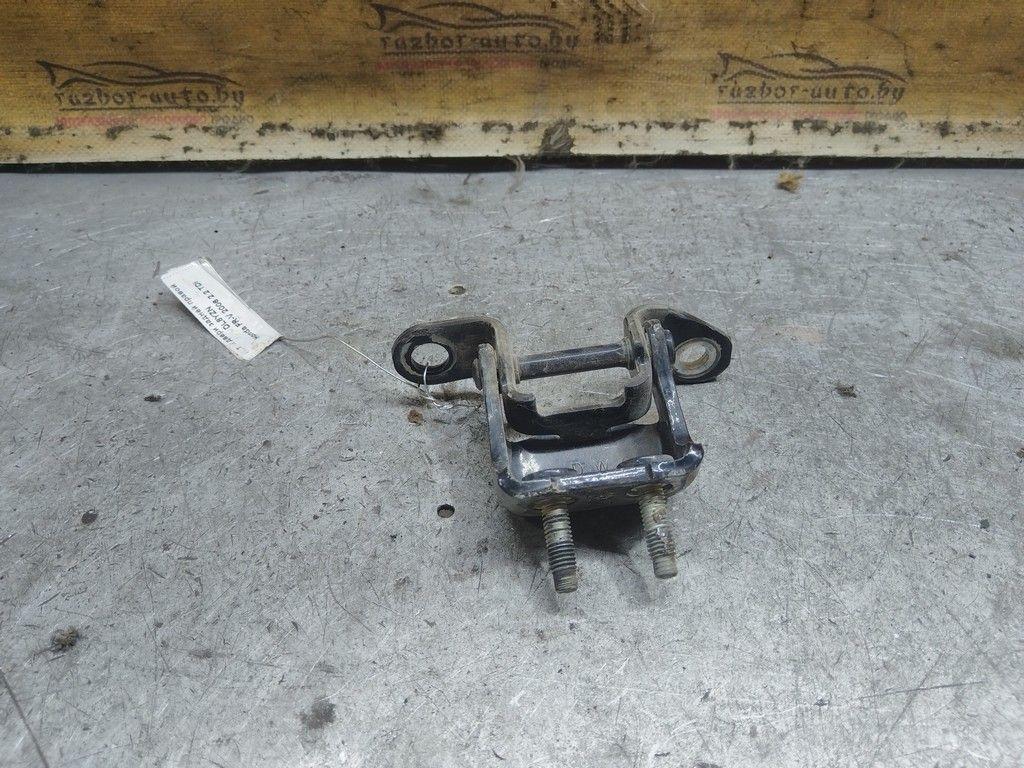 Петля двери задней правой DL8YZN Honda FR-V - Фото 3