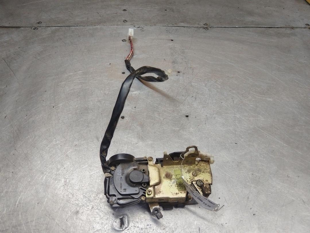 Замок двери передней левой TKT5Y0 Mazda Premacy - Фото 2