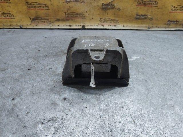 Подушка крепления двигателя WQK4XI Skoda Octavia купить с доставкой