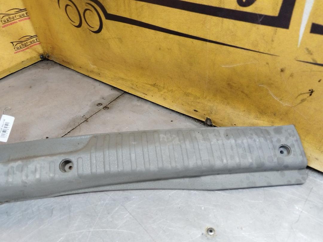 Накладка внутренняя на заднюю панель кузова 7E34WF Renault Scenic RX4 купить с доставкой