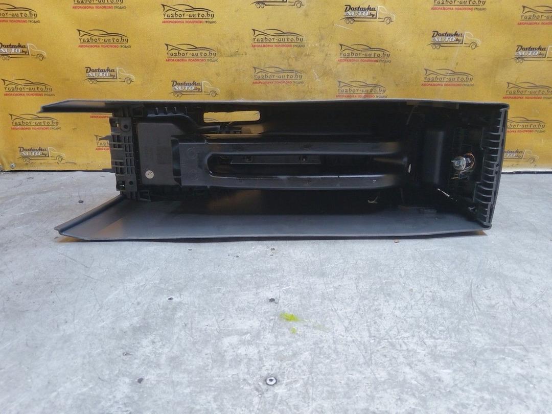 Консоль салона (кулисная часть) E20CL1 Opel Zafira undefined