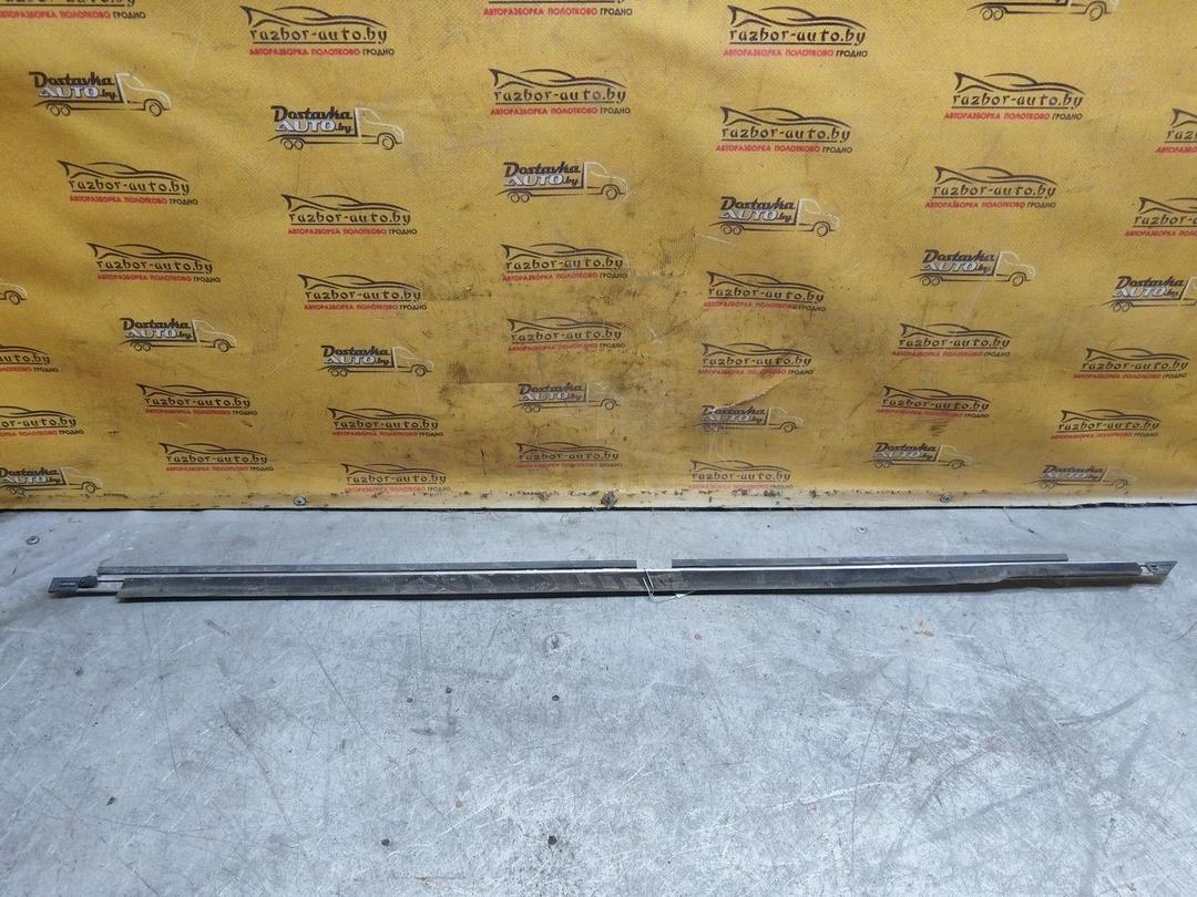 Молдинг стекла двери передней правой наружный CMQQTT Audi 100 купить