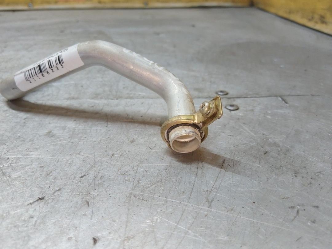 Патрубок отопителя (печки) GWOIG1 Volvo V40 - Фото 2