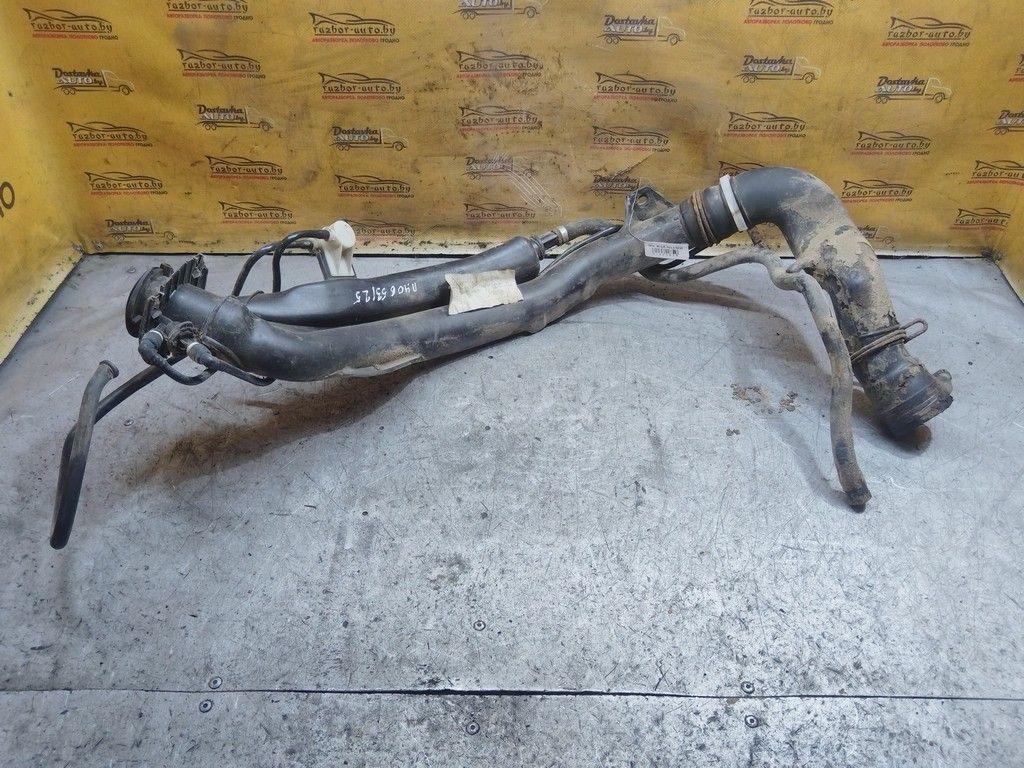 Горловина топливного бака Y6YQJD Peugeot 406 - Фото 1