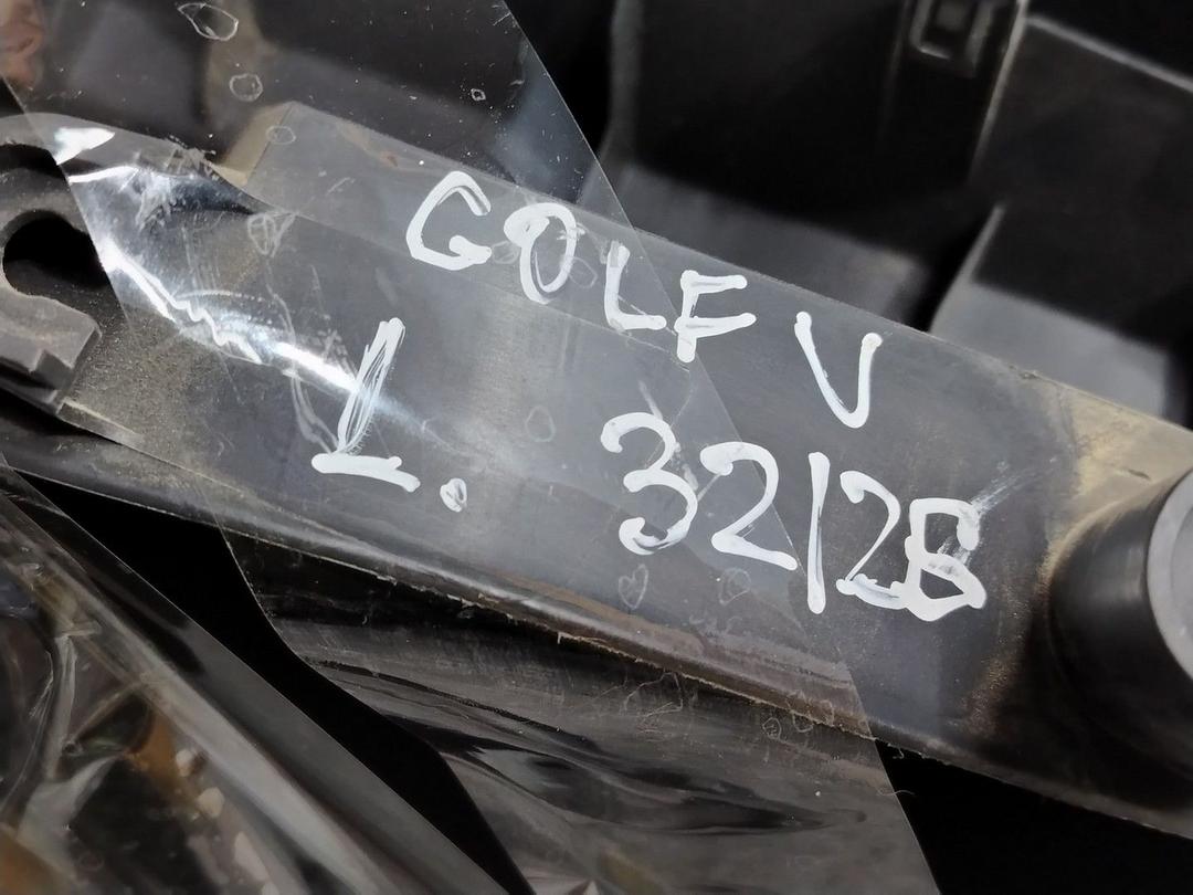 Обшивка багажника O8B4KW Volkswagen Golf - Фото 6