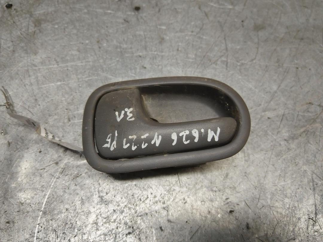 Ручка внутренняя задняя левая CABEAF Mazda 626 - Фото 1