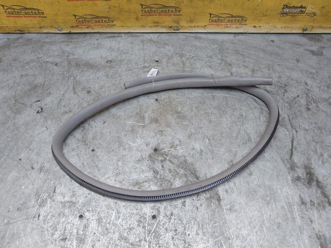 Уплотнитель двери задней правой 43D9G1 Subaru Forester купить с доставкой