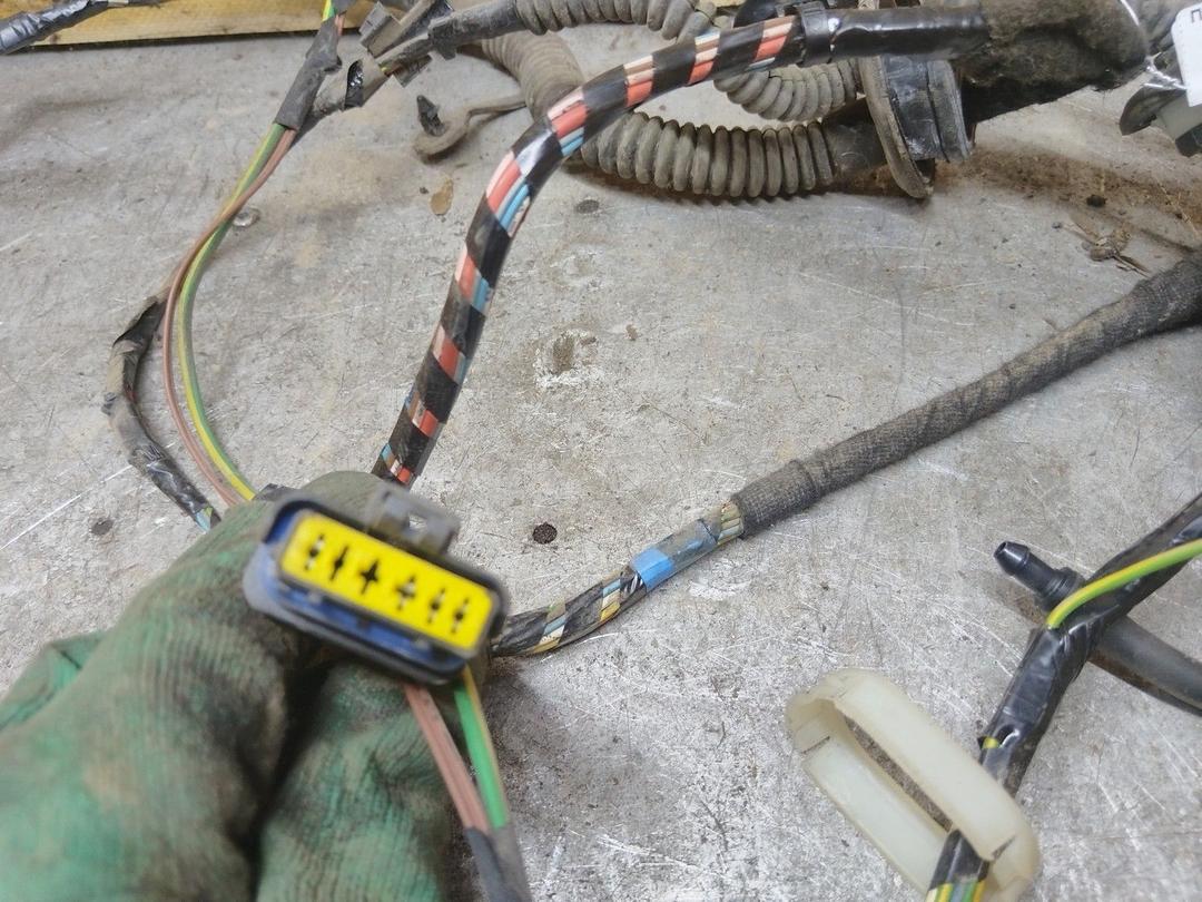 Проводка крышки багажника ZF7IJD Peugeot 407 купить с доставкой