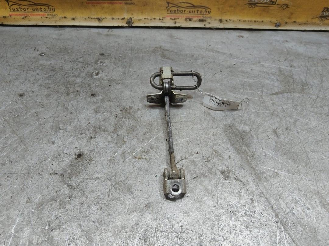 Ограничитель открывания двери передней YYFP77 Opel Zafira купить