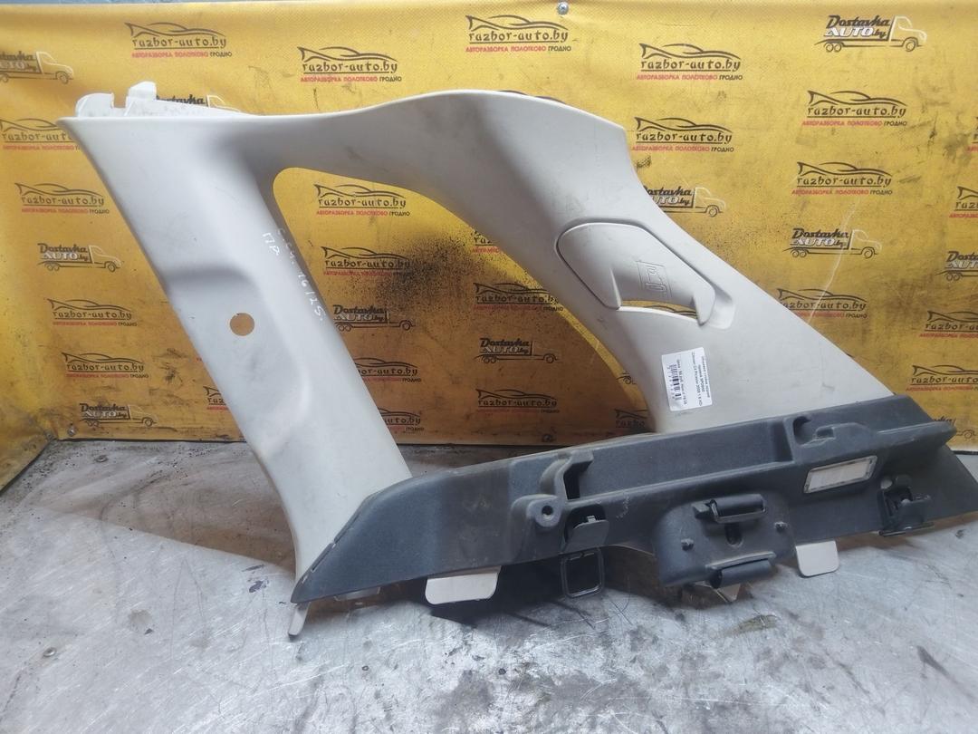 Обшивка стойки задней правой SPO5N0 Citroen C4 Picasso