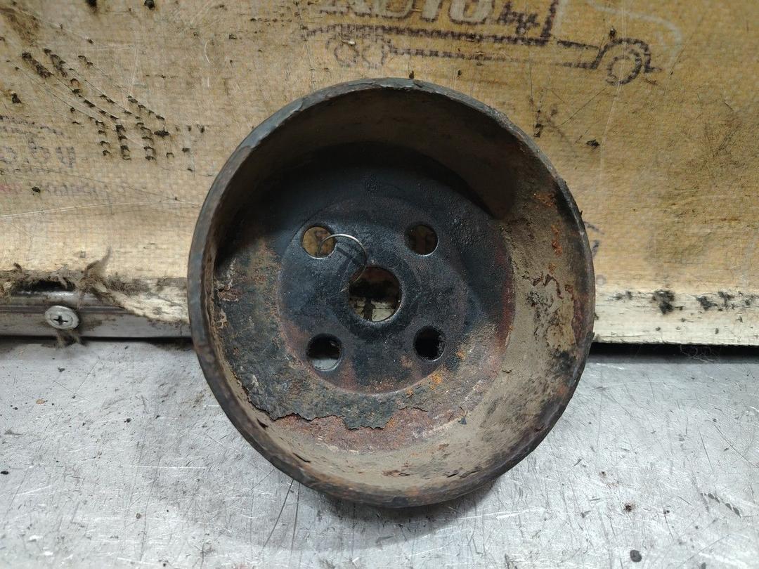 Шкив помпы C5V65Y Ford Fiesta - Фото 1