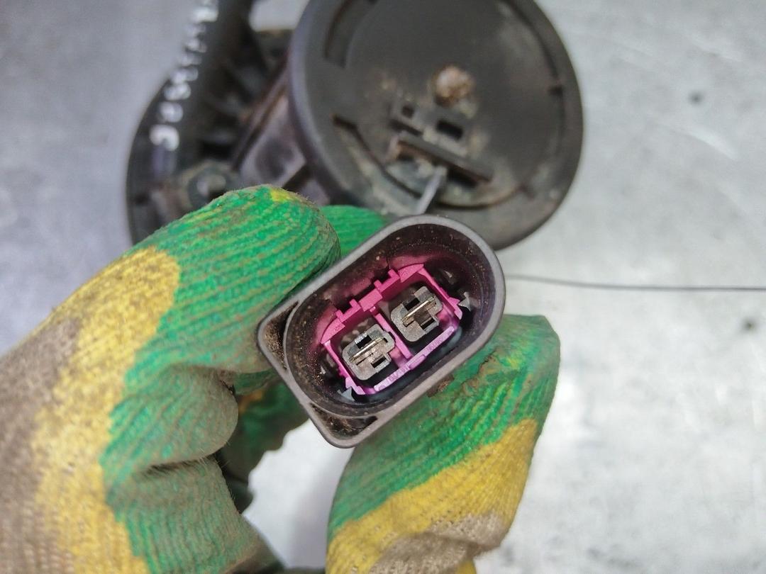 Насос продувки катализатора 51DJAS Volkswagen Passat купить