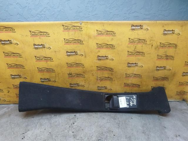 Обшивка стойки центральной правой PVGFQD Mercedes C W202