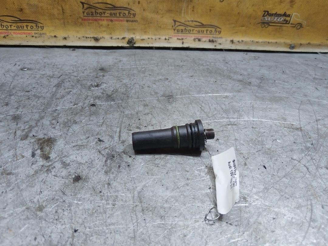 Форсунка JIY8Q3 Audi 100