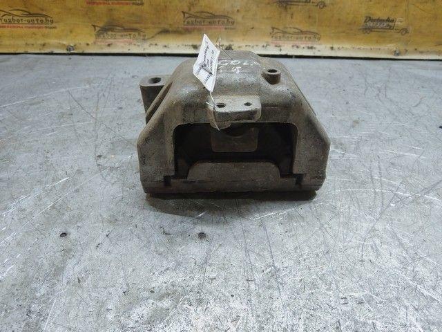 Подушка крепления двигателя 9TJDWA Volkswagen Golf купить с доставкой