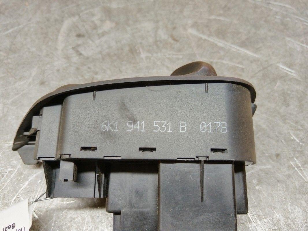 Переключатель света IUU2IX Seat Cordoba купить с доставкой