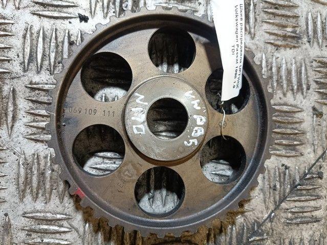 Шкив распредвала UPTWQD Volkswagen Passat