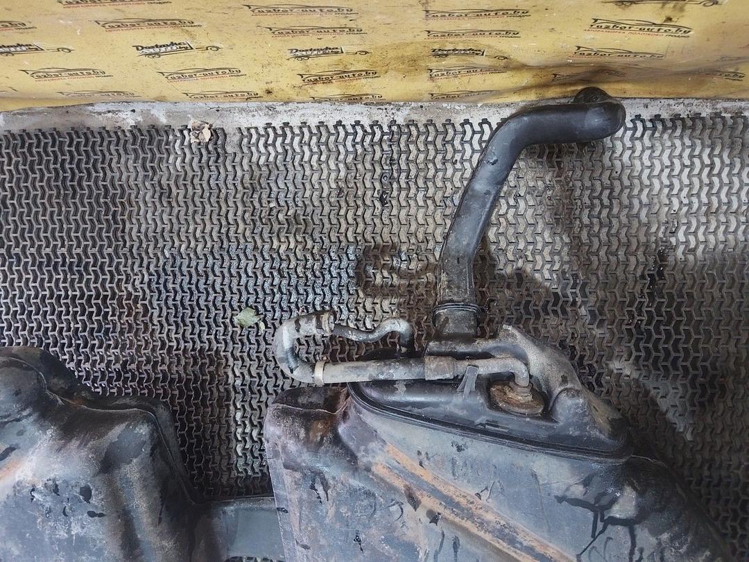 Бак топливный FQUXUF Mercedes C W202 - Фото 16