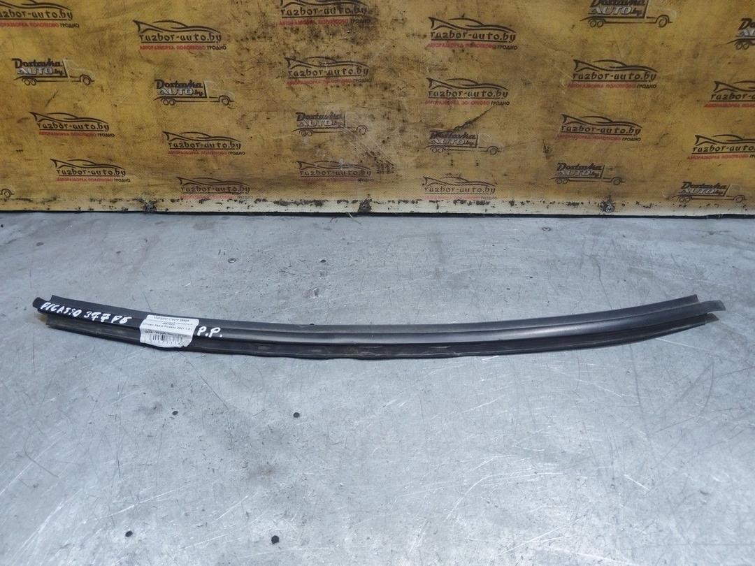 Молдинг стекла двери передней правой наружный QS78ZU Citroen Xsara Picasso - Фото 1