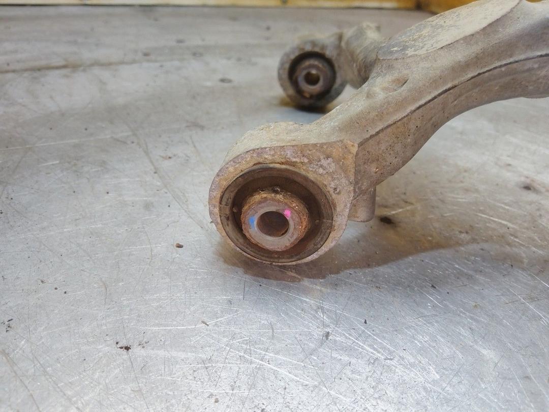 Рычаг задний правый X0YXZN Kia Sorento купить с доставкой