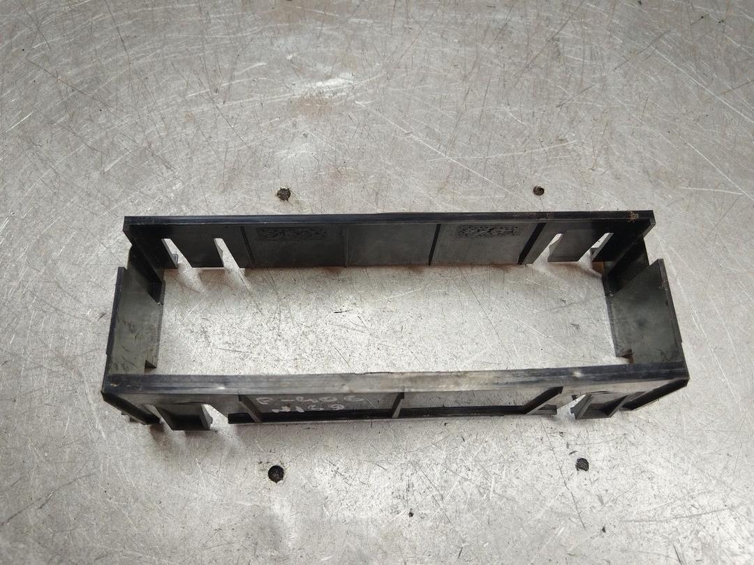 Рамка под магнитолу 3N411X Peugeot 406 купить