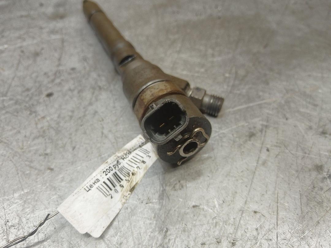 Форсунка V9UOX4 Hyundai Trajet купить в магазине запчастей бу